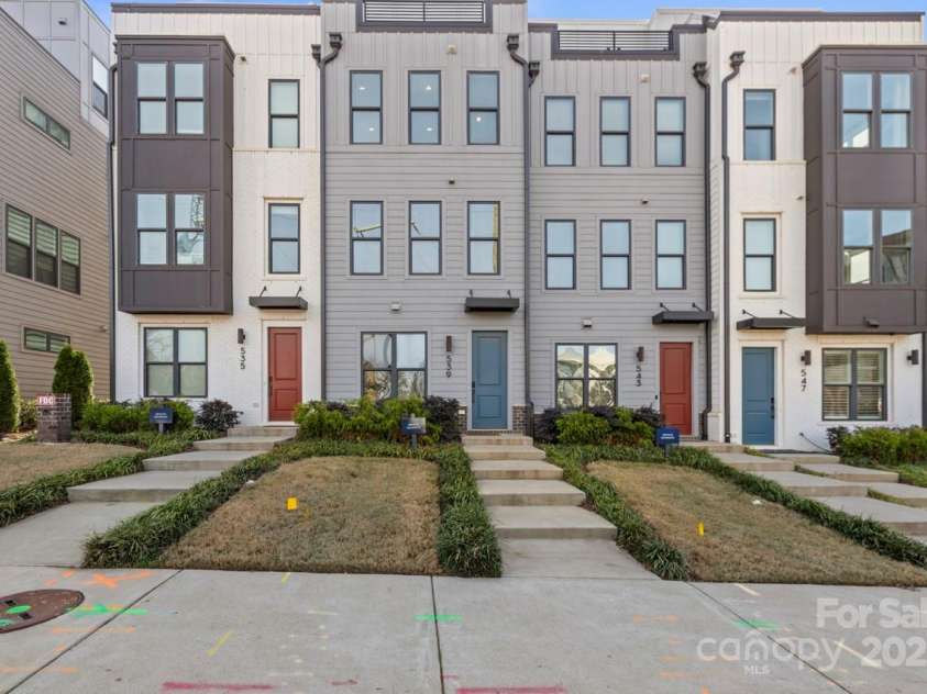 539 Tremont Avenue, Charlotte, NC 28203.  MLS# CAR4210616, YatesRealty ID 17844. Welcome Home!