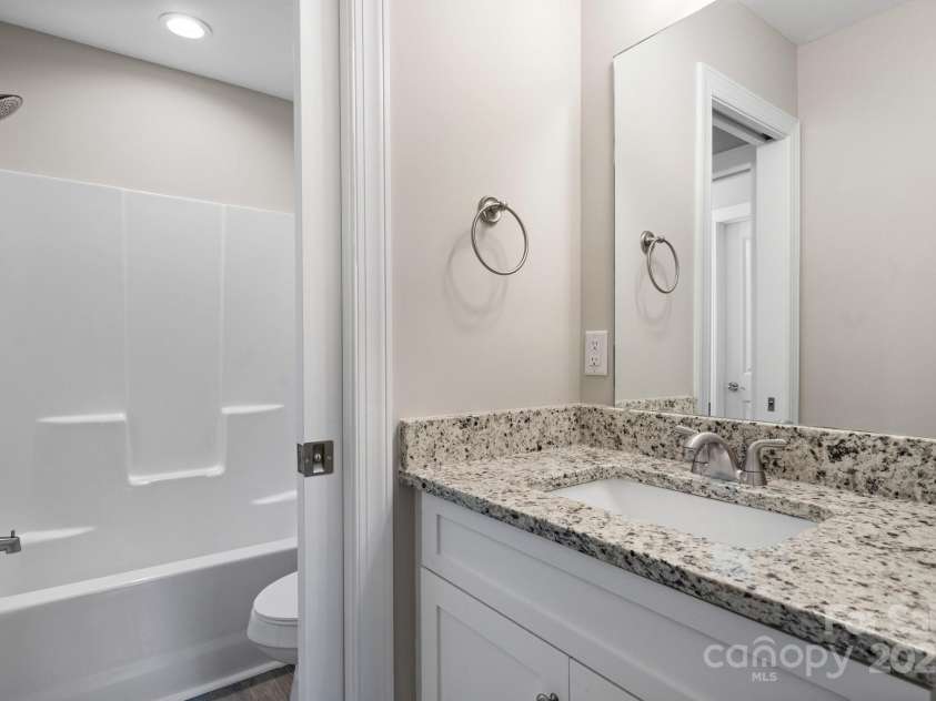 1735 15th Street Place, Hickory, NC 28601.  MLS# CAR4252100, YatesRealty ID 17847. 