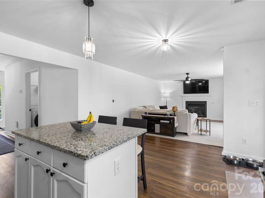 9746 Holly Park Drive, Charlotte, NC 28214.  MLS# CAR4369650, YatesRealty ID 17848. 
