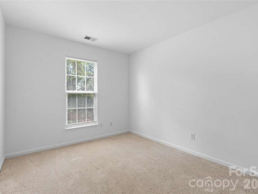9746 Holly Park Drive, Charlotte, NC 28214.  MLS# CAR4369650, YatesRealty ID 17848. 
