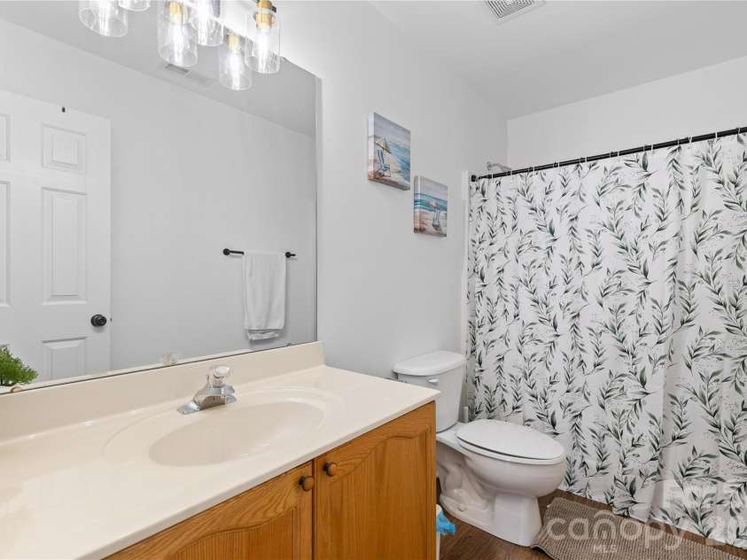 9746 Holly Park Drive, Charlotte, NC 28214.  MLS# CAR4369650, YatesRealty ID 17848. 