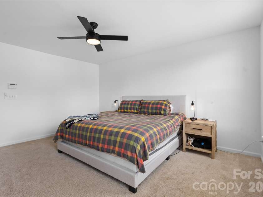 9746 Holly Park Drive, Charlotte, NC 28214.  MLS# CAR4369650, YatesRealty ID 17848. 
