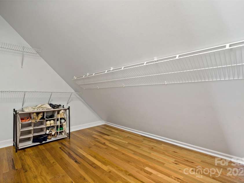 34 Legacy Mountain Trail, Fletcher, NC 28732.  MLS# CAR4244122, YatesRealty ID 17849. 