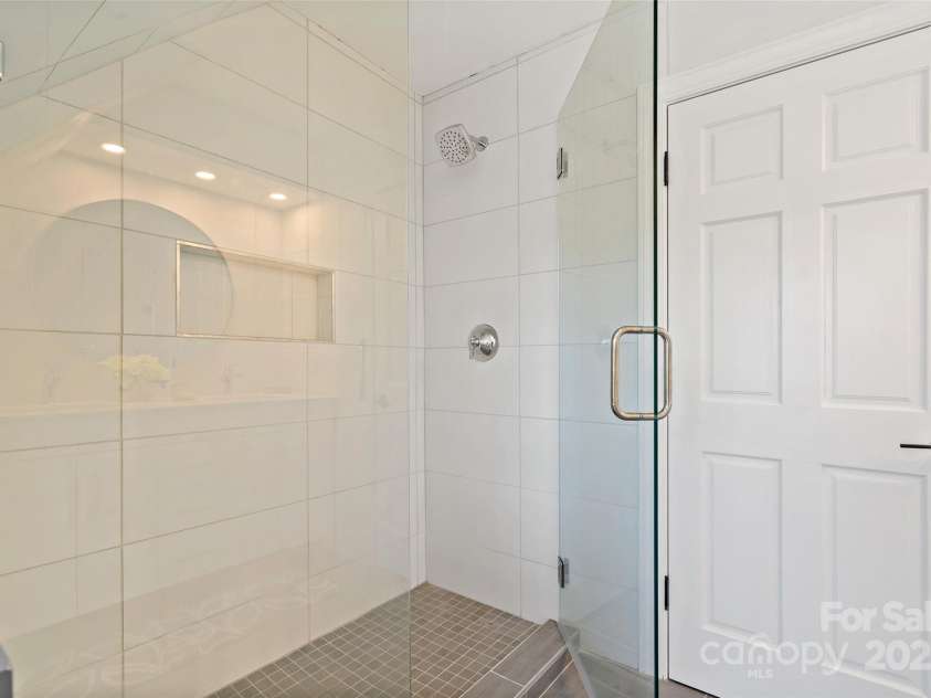 34 Legacy Mountain Trail, Fletcher, NC 28732.  MLS# CAR4244122, YatesRealty ID 17849. 