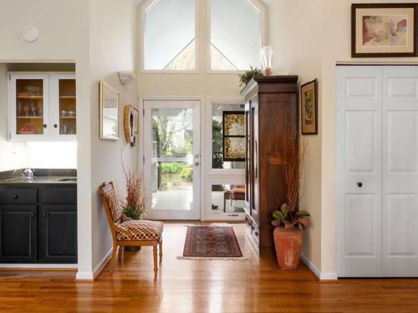 150 Overlook Drive, Flat Rock, NC 28731.  MLS# CAR4196466, YatesRealty ID 1785. 