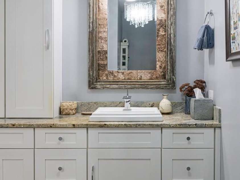 150 Overlook Drive, Flat Rock, NC 28731.  MLS# CAR4196466, YatesRealty ID 1785. 