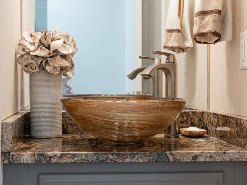 150 Overlook Drive, Flat Rock, NC 28731.  MLS# CAR4196466, YatesRealty ID 1785. 