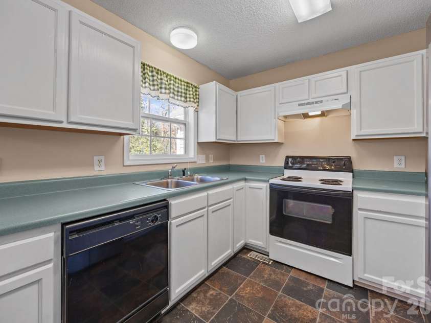 300 Chinaberry Drive, China Grove, NC 28023.  MLS# CAR4346542, YatesRealty ID 1785. 