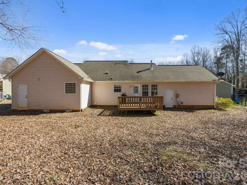 300 Chinaberry Drive, China Grove, NC 28023.  MLS# CAR4346542, YatesRealty ID 1785. 