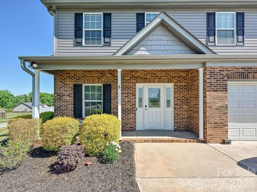 5009 Dwight Starnes Road, Waxhaw, NC 28173.  MLS# CAR4375576, YatesRealty ID 17850. 