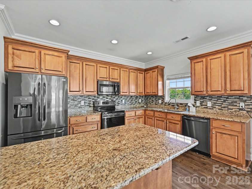 5009 Dwight Starnes Road, Waxhaw, NC 28173.  MLS# CAR4375576, YatesRealty ID 17850. 
