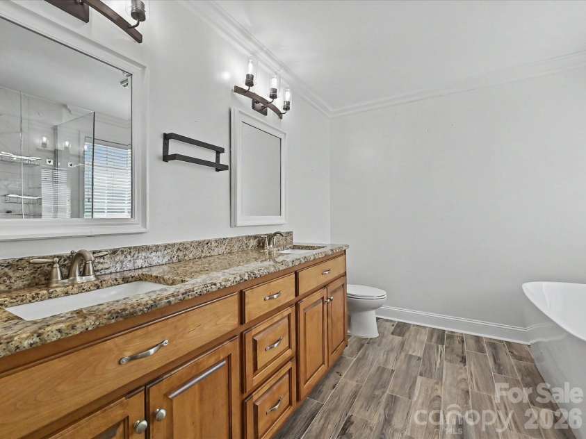 5009 Dwight Starnes Road, Waxhaw, NC 28173.  MLS# CAR4375576, YatesRealty ID 17850. 