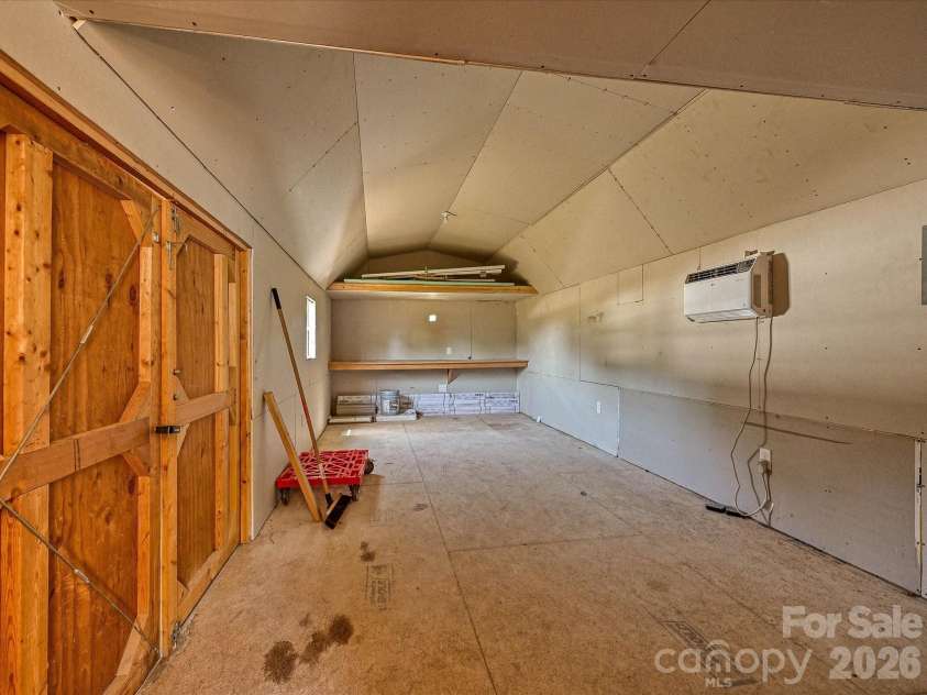 5009 Dwight Starnes Road, Waxhaw, NC 28173.  MLS# CAR4375576, YatesRealty ID 17850. 