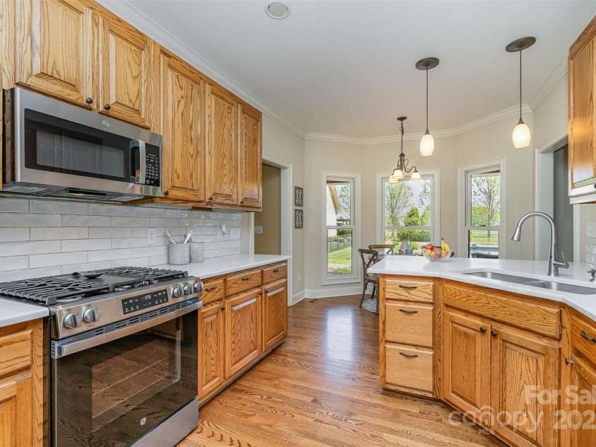 6419 Gilead Road, Huntersville, NC 28078.  MLS# CAR4245845, YatesRealty ID 17850. 