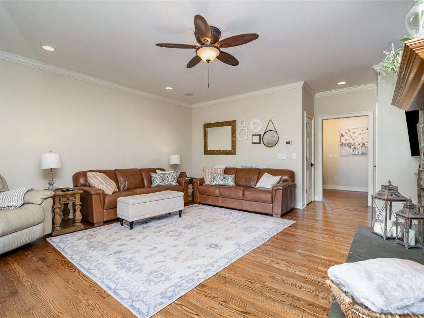 6419 Gilead Road, Huntersville, NC 28078.  MLS# CAR4245845, YatesRealty ID 17850. 