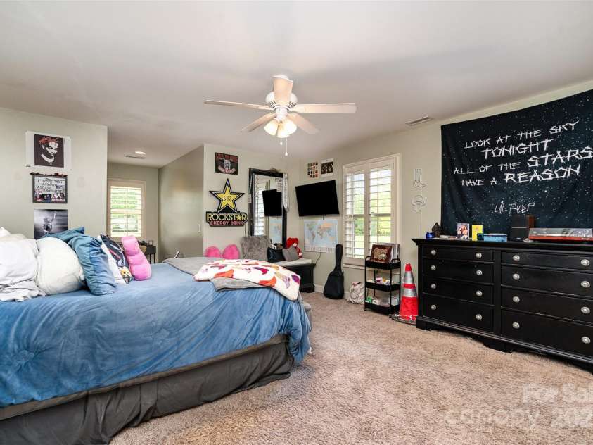 6419 Gilead Road, Huntersville, NC 28078.  MLS# CAR4245845, YatesRealty ID 17850. 
