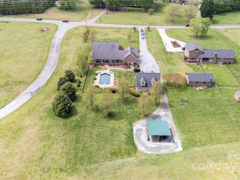 6419 Gilead Road, Huntersville, NC 28078.  MLS# CAR4245845, YatesRealty ID 17850. 