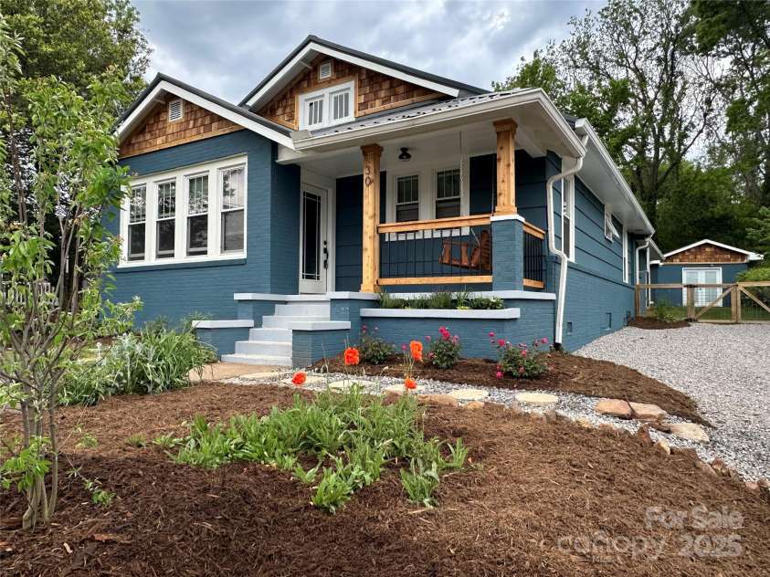 30 Joyner Avenue, Asheville, NC 28806.  MLS# CAR4256077, YatesRealty ID 17851. 30 Joyner Ave