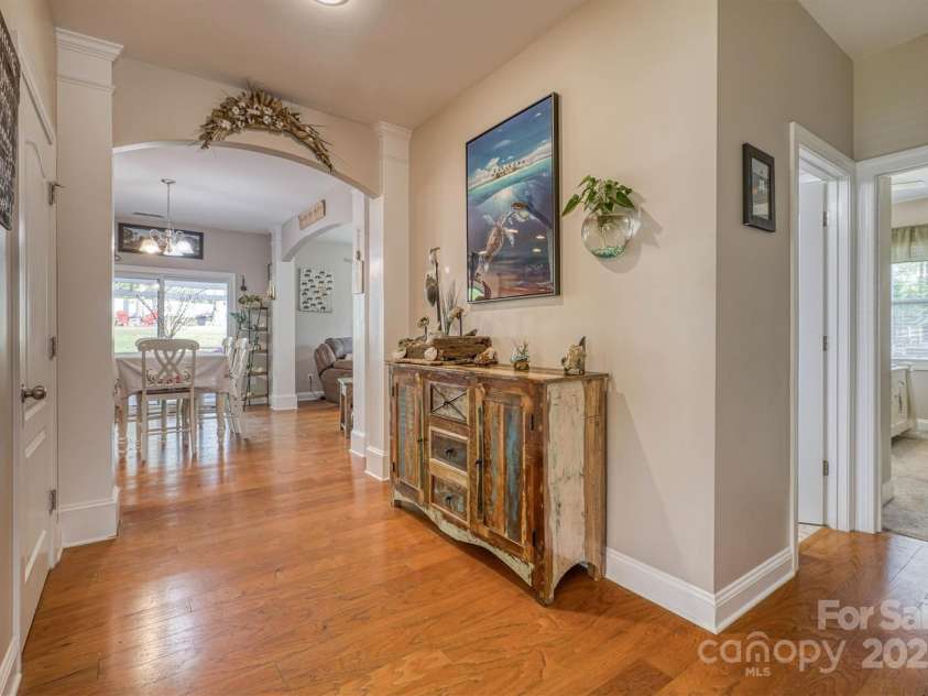 139 Autumn Grove Lane, Mooresville, NC 28115.  MLS# CAR4245679, YatesRealty ID 17852. 
