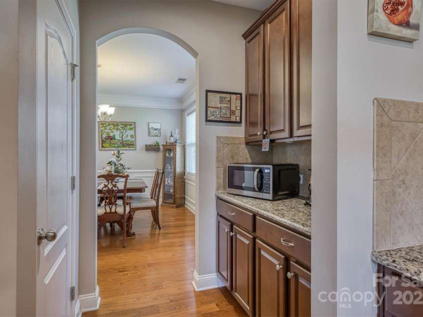 139 Autumn Grove Lane, Mooresville, NC 28115.  MLS# CAR4245679, YatesRealty ID 17852. 