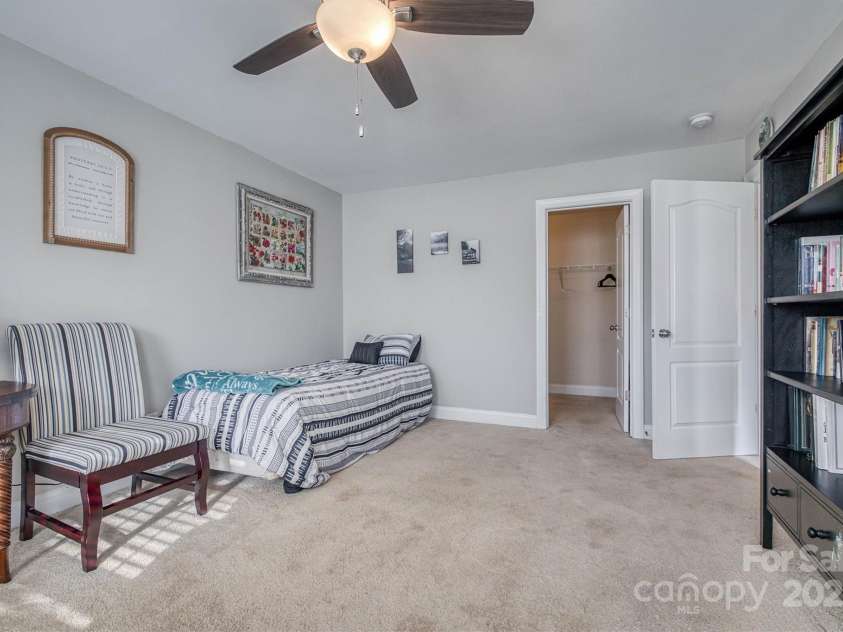 139 Autumn Grove Lane, Mooresville, NC 28115.  MLS# CAR4245679, YatesRealty ID 17852. 