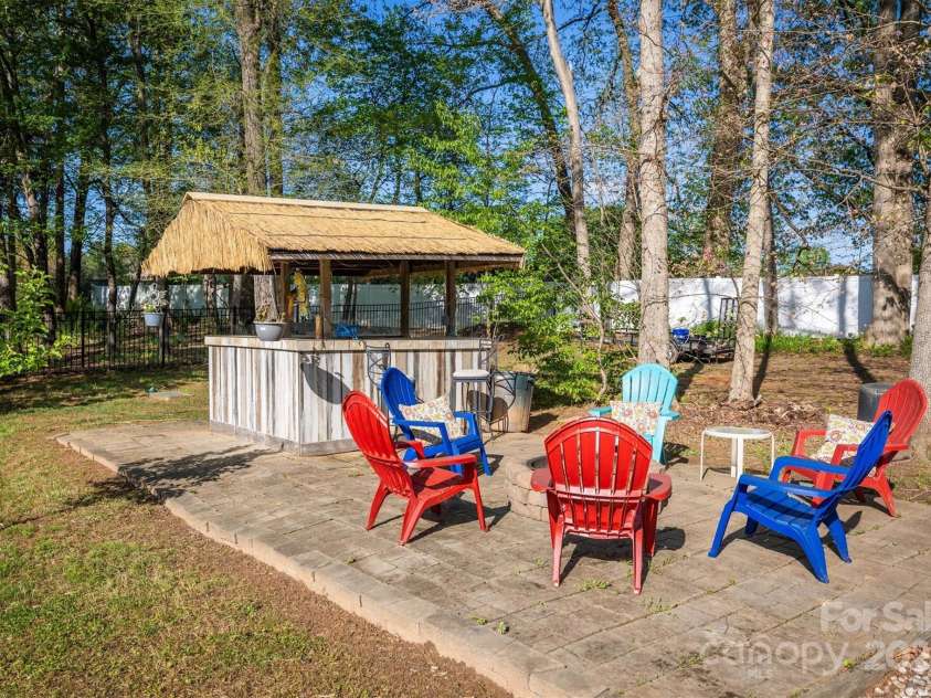 139 Autumn Grove Lane, Mooresville, NC 28115.  MLS# CAR4245679, YatesRealty ID 17852. 