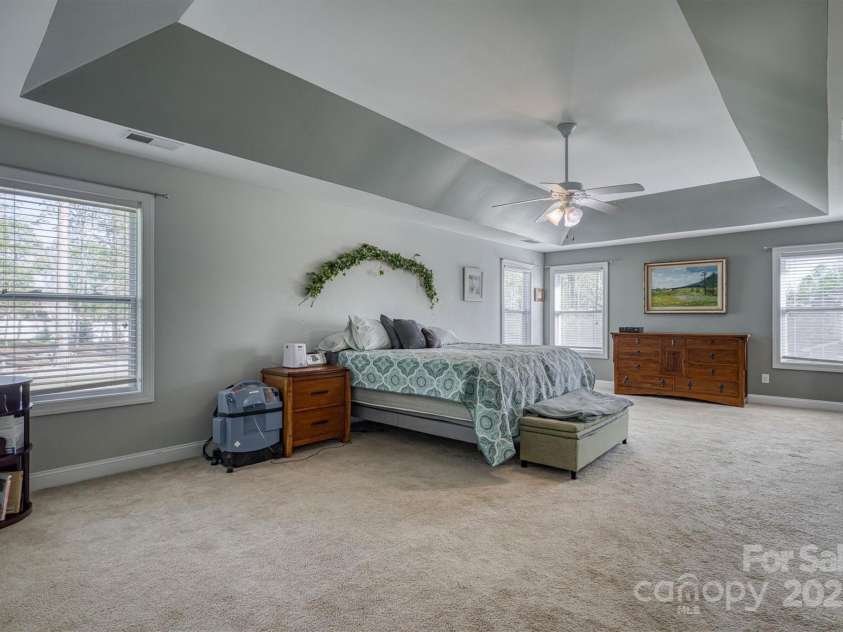 139 Autumn Grove Lane, Mooresville, NC 28115.  MLS# CAR4245679, YatesRealty ID 17852. Oversized primary bedroom upstairs