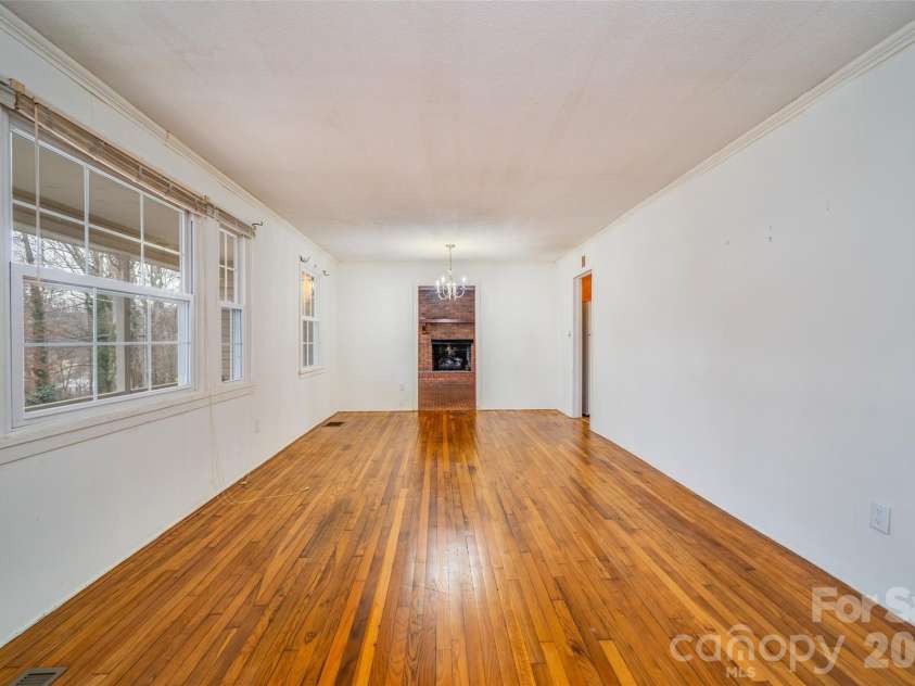 52 Miller Street, Columbus, NC 28722.  MLS# CAR4316824, YatesRealty ID 17852. 