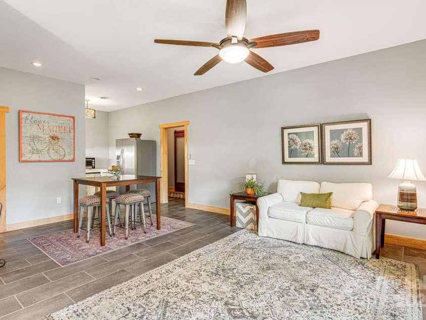 228 Barefoot Cove, Burnsville, NC 28714.  MLS# CAR4172902, YatesRealty ID 17853. 