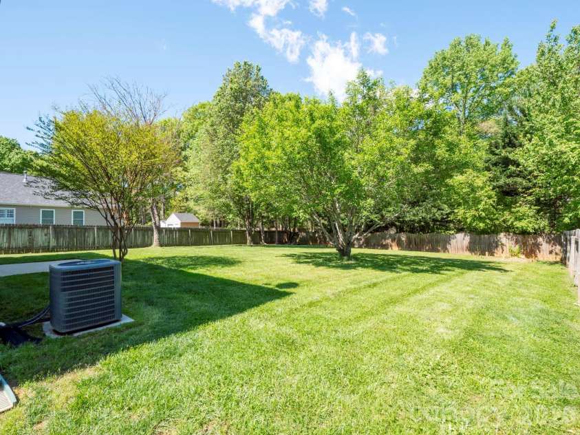 3409 Arbor Pointe Drive, Indian Trail, NC 28079.  MLS# CAR4354753, YatesRealty ID 17853. 