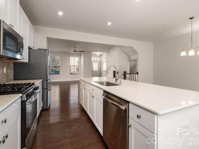 2025 Birchside Drive, Charlotte, NC 28205.  MLS# CAR4401208, YatesRealty ID 17854. 