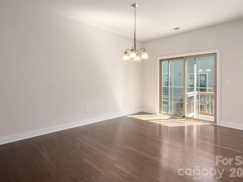 2025 Birchside Drive, Charlotte, NC 28205.  MLS# CAR4401208, YatesRealty ID 17854. 