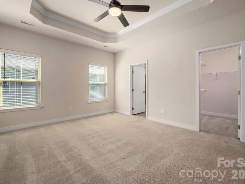 2025 Birchside Drive, Charlotte, NC 28205.  MLS# CAR4401208, YatesRealty ID 17854. 