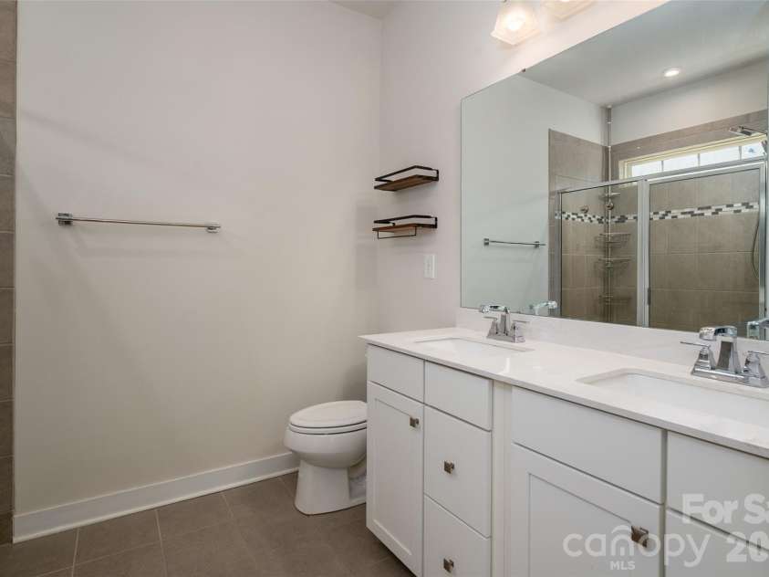2025 Birchside Drive, Charlotte, NC 28205.  MLS# CAR4401208, YatesRealty ID 17854. 