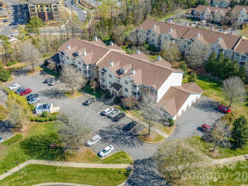 16439 Golden River Lane, Charlotte, NC 28277.  MLS# CAR4360142, YatesRealty ID 17856. Building 9