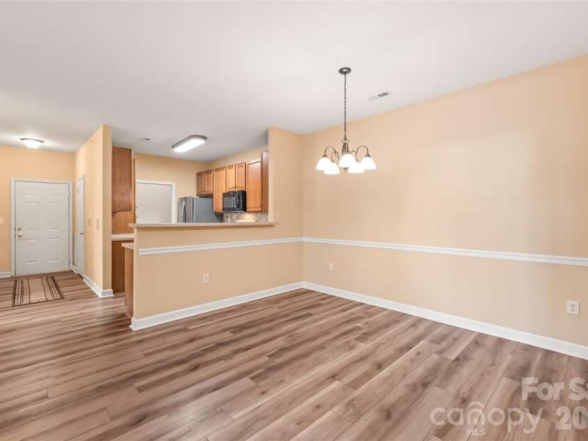 16439 Golden River Lane, Charlotte, NC 28277.  MLS# CAR4360142, YatesRealty ID 17856. Dining Area