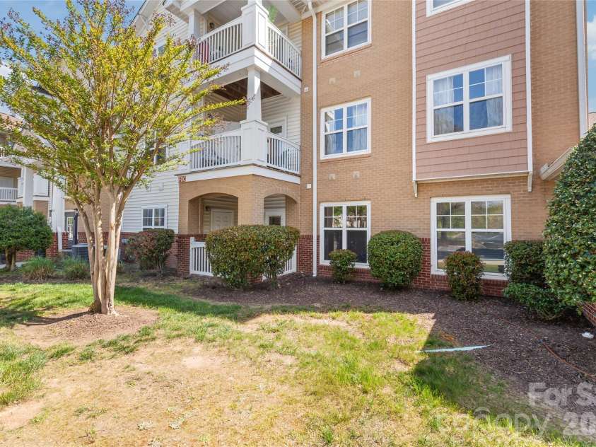 16439 Golden River Lane, Charlotte, NC 28277.  MLS# CAR4360142, YatesRealty ID 17856. Exterior Patio View