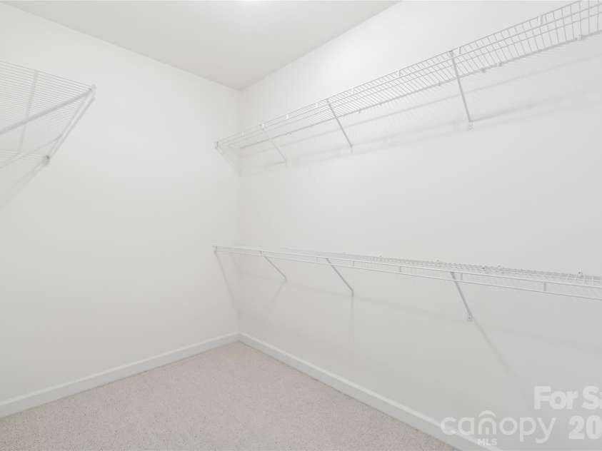 16439 Golden River Lane, Charlotte, NC 28277.  MLS# CAR4360142, YatesRealty ID 17856. Walk-in Closet