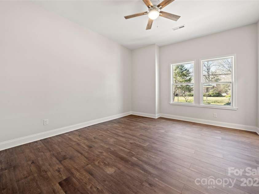 167 Saluda Street, Chester, SC 29706.  MLS# CAR4232529, YatesRealty ID 17857. Bedroom 2 w/ Walk in closet