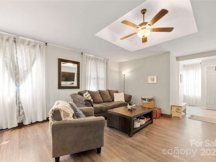 1116 Juniper Street, Kannapolis, NC 28081.  MLS# CAR4267087, YatesRealty ID 17859. 