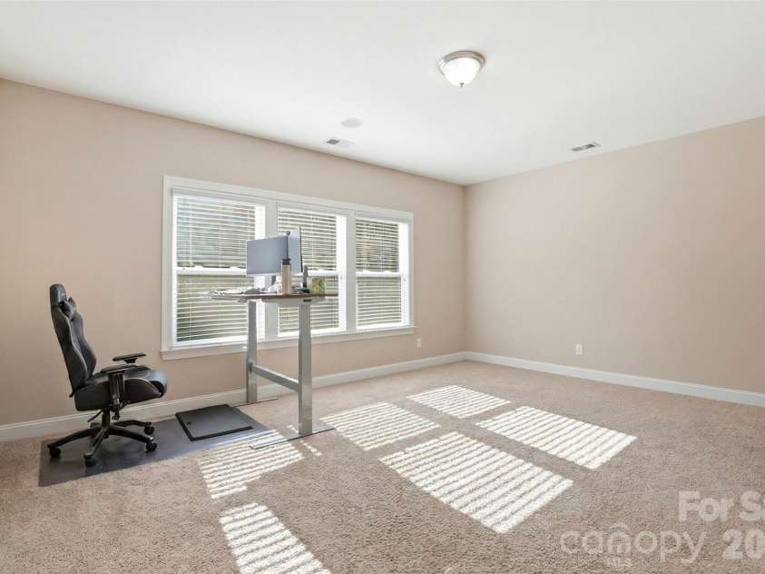 2020 Madeira Circle, Waxhaw, NC 28173.  MLS# CAR4370388, YatesRealty ID 17859. 