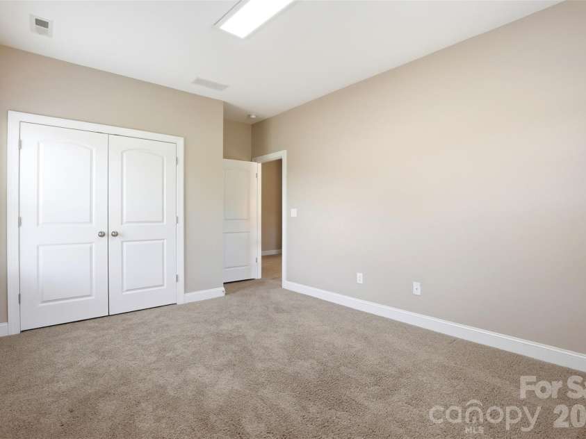 2020 Madeira Circle, Waxhaw, NC 28173.  MLS# CAR4370388, YatesRealty ID 17859. 