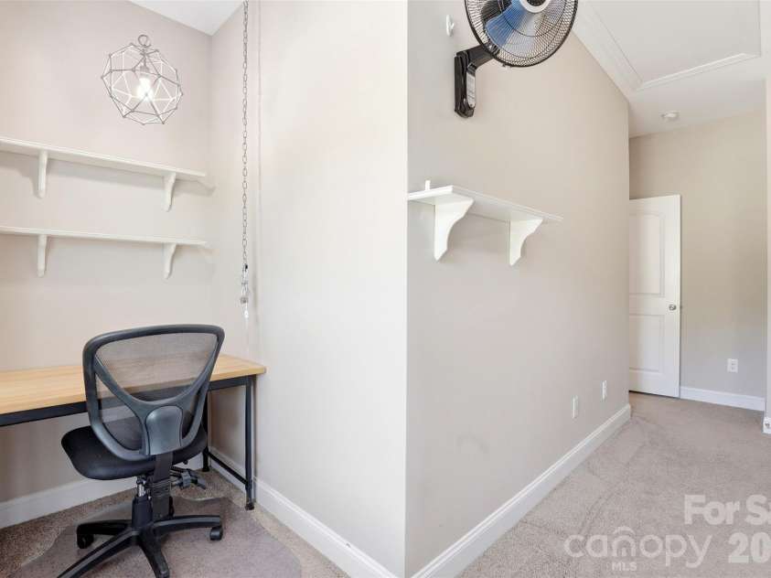 2020 Madeira Circle, Waxhaw, NC 28173.  MLS# CAR4370388, YatesRealty ID 17859. 