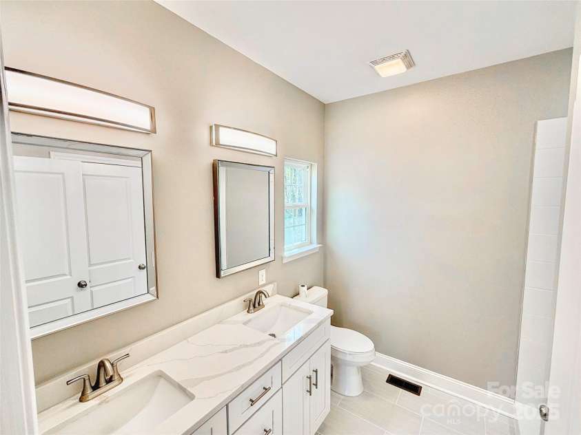 926 Poplar Street, Albemarle, NC 28001.  MLS# CAR4226386, YatesRealty ID 1786. 