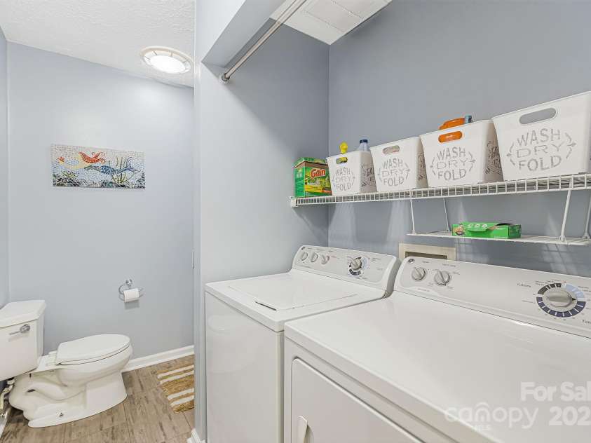 207 Pembrook Road, Swannanoa, NC 28778.  MLS# CAR4159871, YatesRealty ID 17860. 