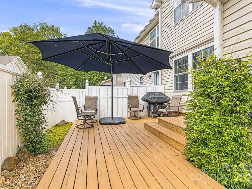 207 Pembrook Road, Swannanoa, NC 28778.  MLS# CAR4159871, YatesRealty ID 17860. 