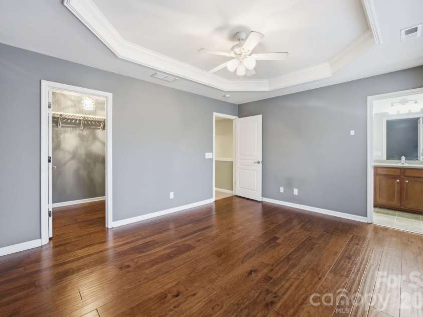 645 Sixth Baxter Crossing, Fort Mill, SC 29708.  MLS# CAR4373614, YatesRealty ID 17860. Primary bedroom 1