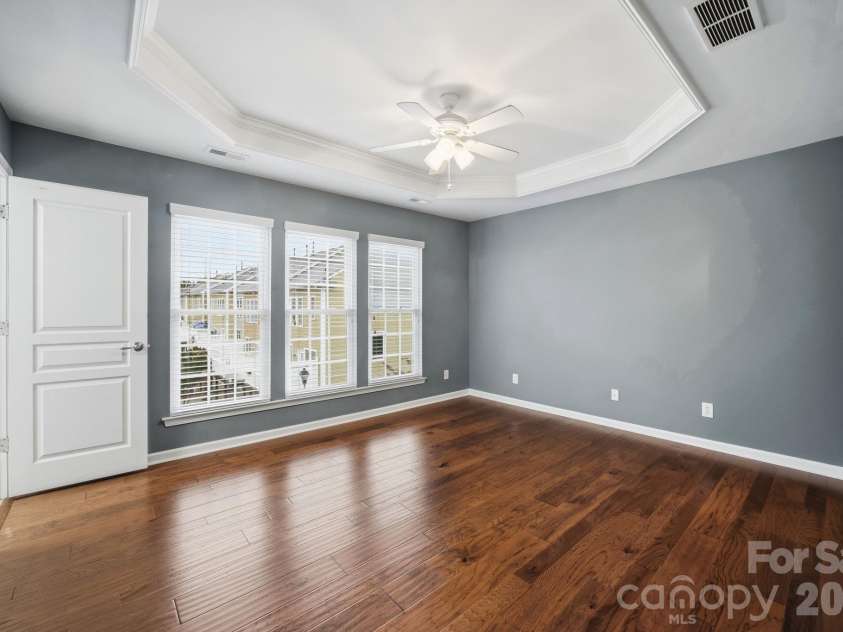 645 Sixth Baxter Crossing, Fort Mill, SC 29708.  MLS# CAR4373614, YatesRealty ID 17860. Tray ceiling