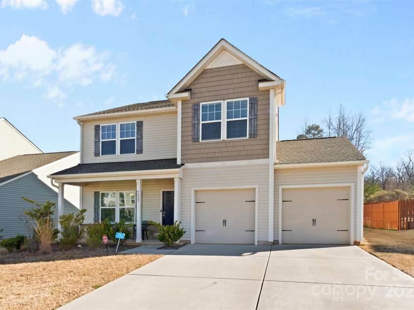 9022 Colwick Hill Lane, Charlotte, NC 28215.  MLS# CAR4221641, YatesRealty ID 17862. 
