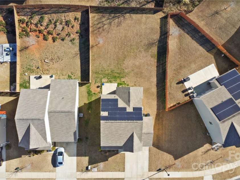 9022 Colwick Hill Lane, Charlotte, NC 28215.  MLS# CAR4221641, YatesRealty ID 17862. 